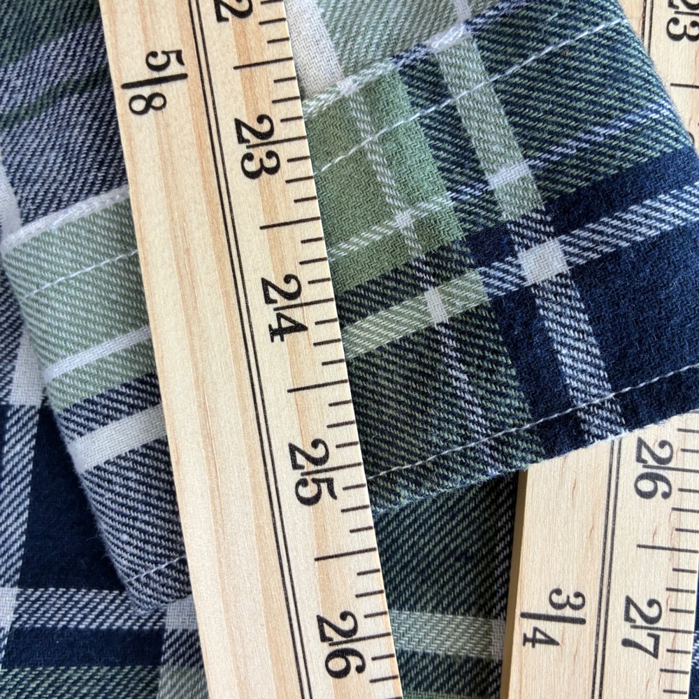 NWT RSQ Men's Plaid Flannel Shirt Green Black Cream Tartan Button Down Small - Picture 15 of 16